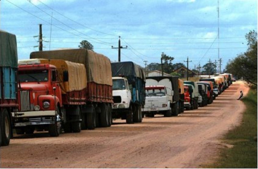 Normalizar el transporte de carga uruguaya con Brasil demorará varios días