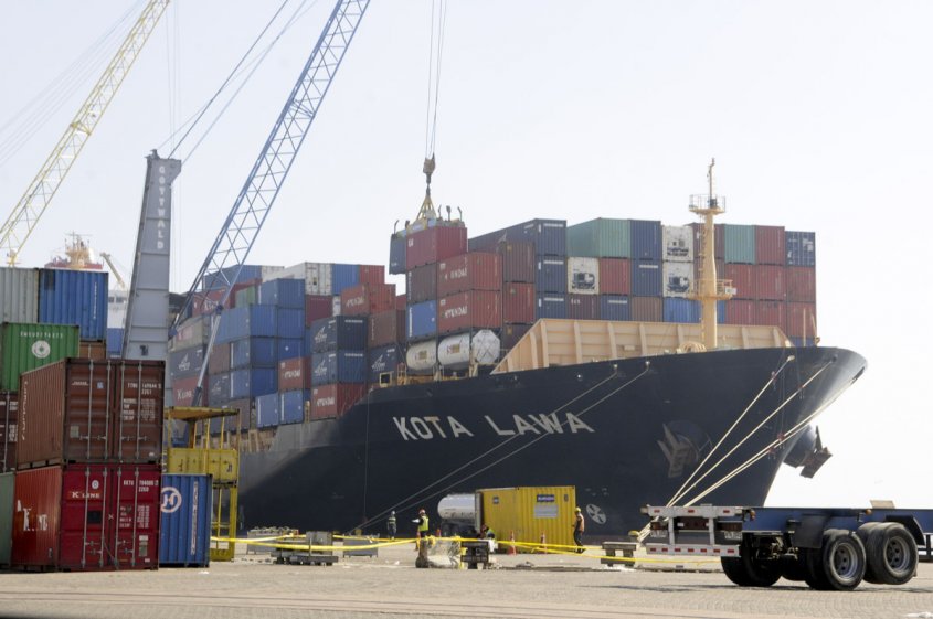 Exportaciones crecieron 9,8% en los primeros 10 meses del año