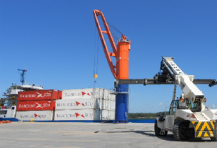 Puerto de Paysandú alcanzará los 4.000 contenedores en 2015