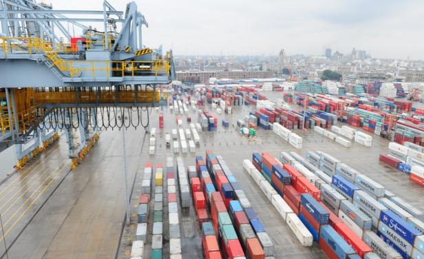 Gobierno y privado buscan ampliar concesión en puerto